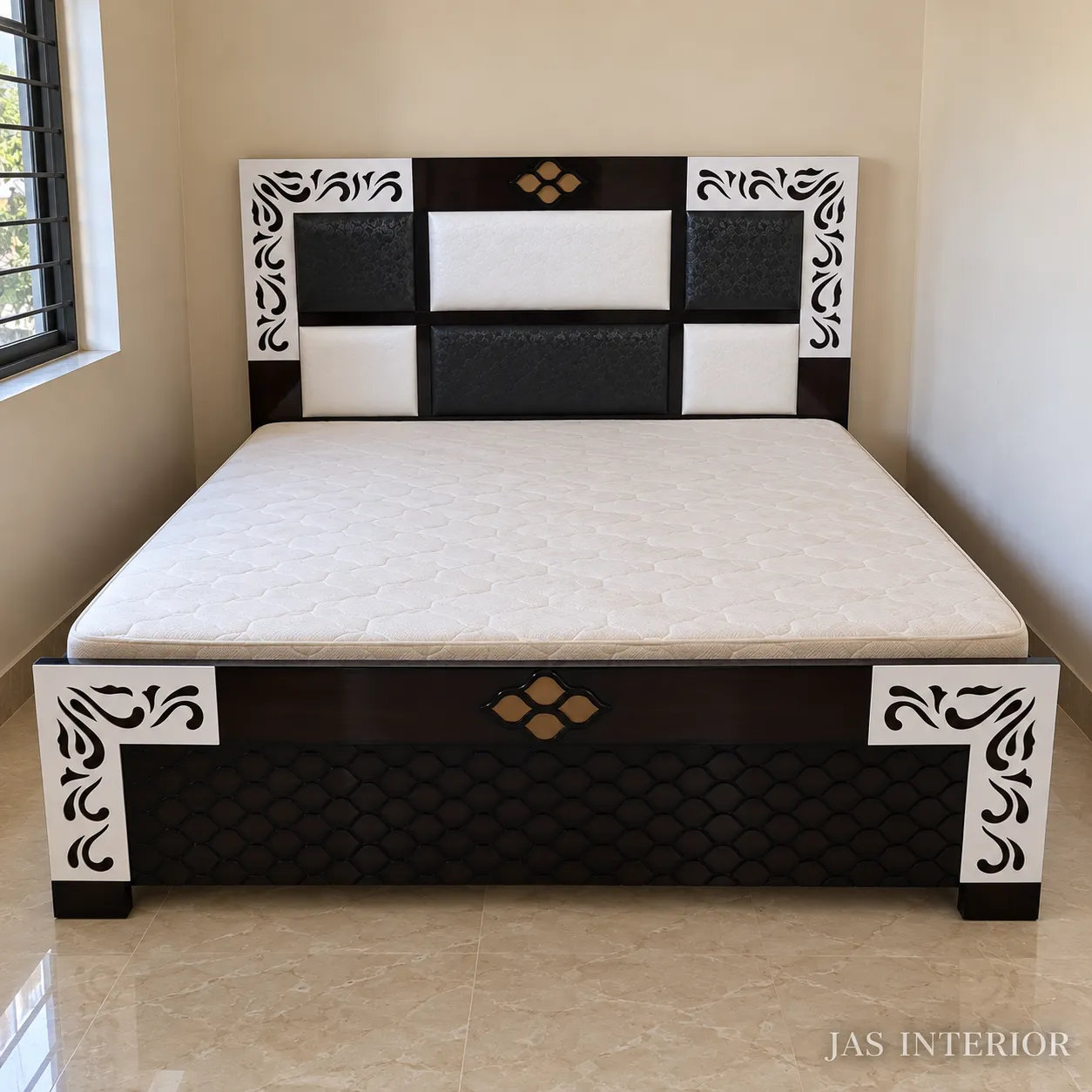 Wooden Folding Bed - Modern Ornate Wooden Bed Showroom